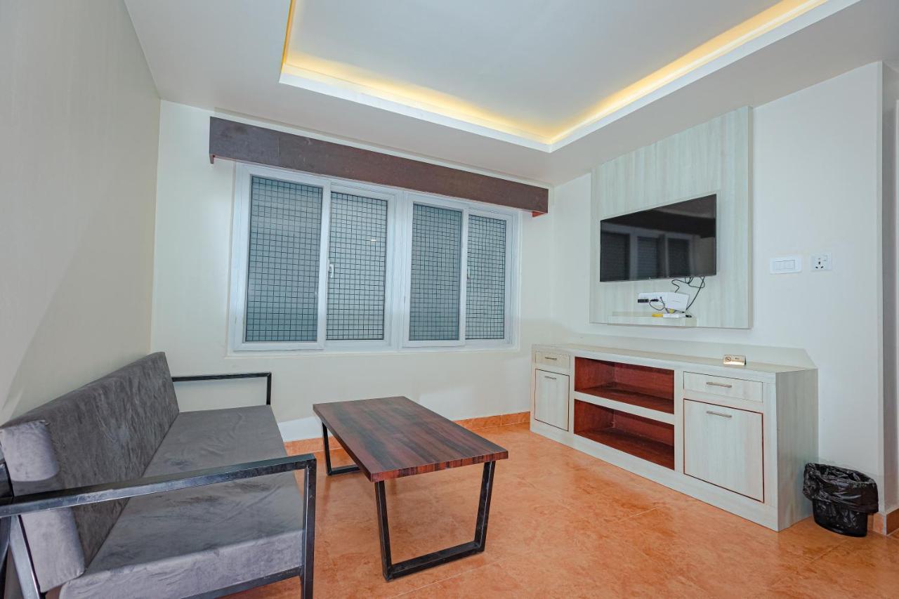 Appartement Poms Penthouse à Pokhara Extérieur photo